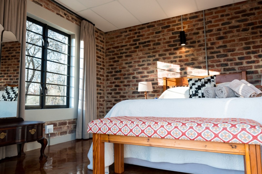 8 Bedroom Property for Sale in Parys Free State